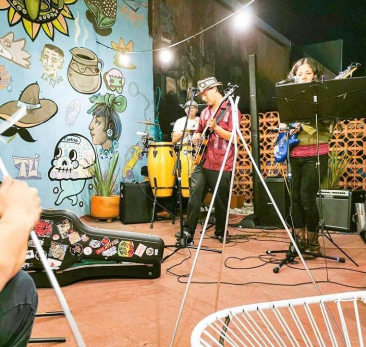 Gente De Mas Hostel ปวยบลา ภายนอก รูปภาพ
